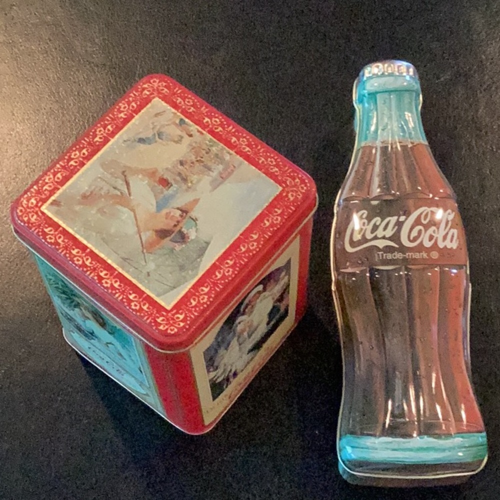 Vintage Coca Cola tins